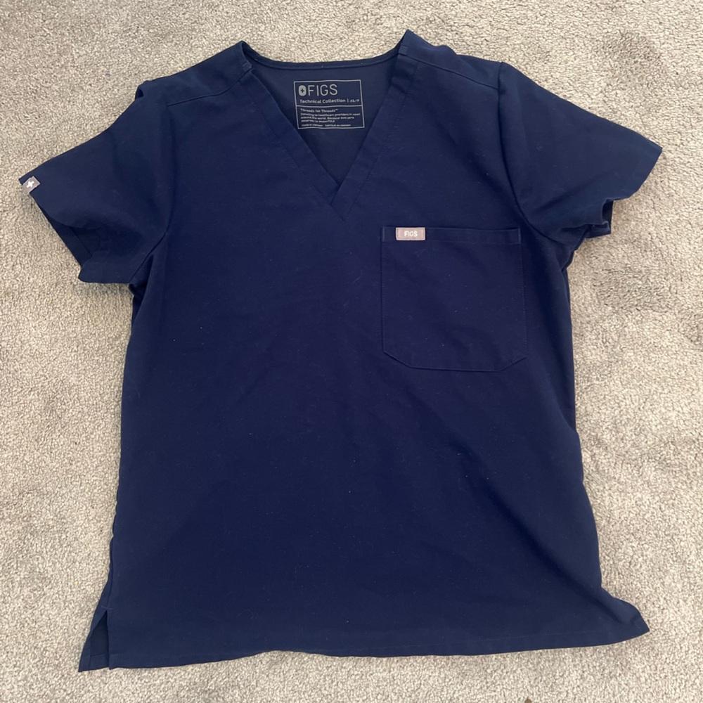 XS-P figs Caterina scrub top navy blue